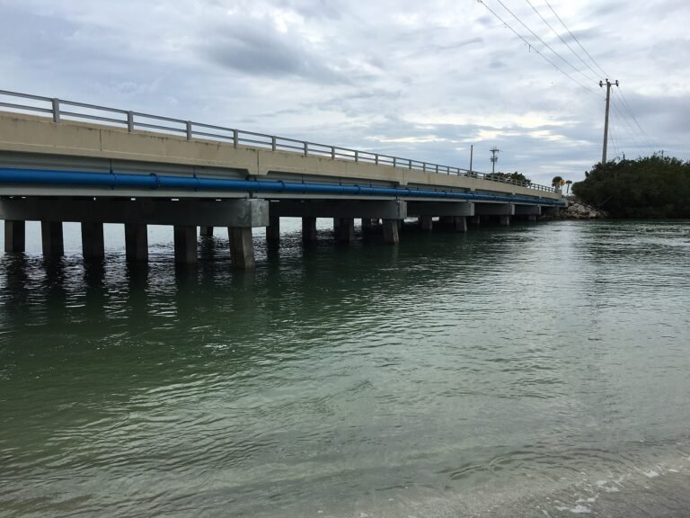 Arriving on Sanibel: Where to Stock Up, the Causeway Toll & Saturday Check-In